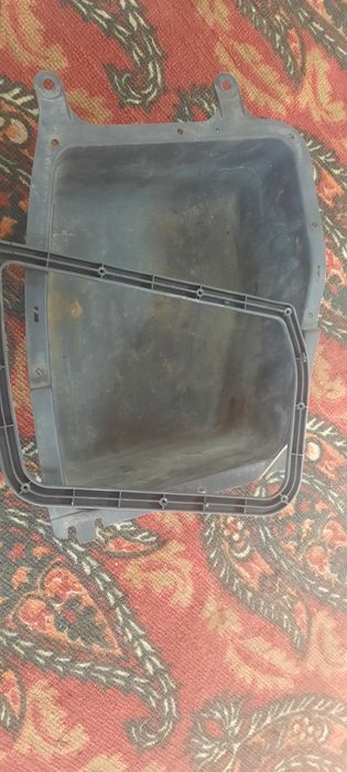 Продам пластик субару форестер  сф5