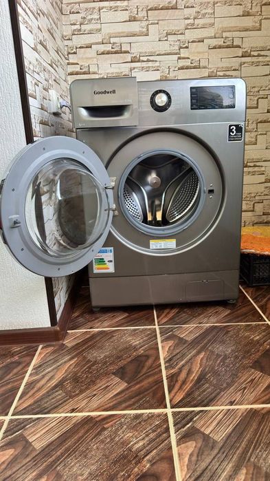 Сдаётся 2х комнатная квартира на 3этаже в 5 микрорайон