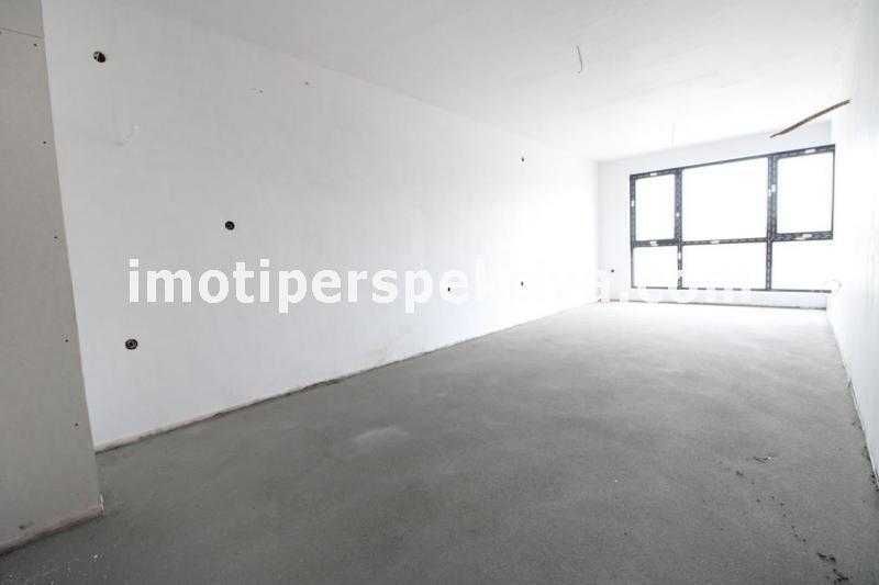 Продава се Двустаен апартамент в Пловдив, Център - 72 кв.м за 1289 €/кв.м - Снимка #1