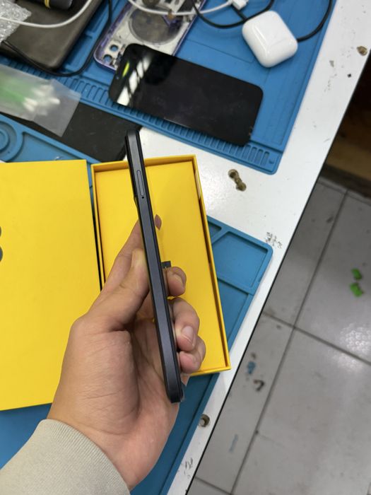 Poco M5 4/64gb срочни сотилади