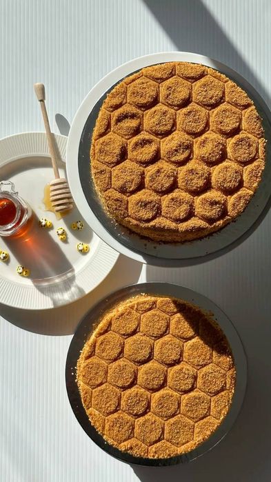 Наполеон, медовик на заказ