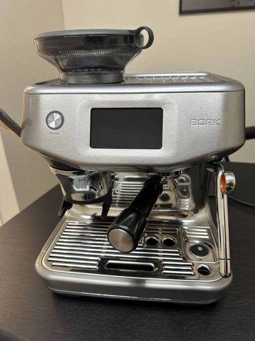 СРОЧНО продам кофемашину BORK