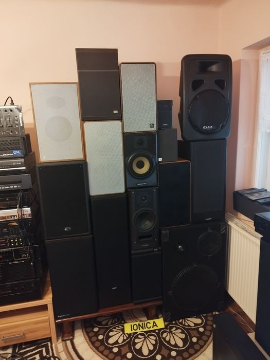 Vând    boxe, amplificatoare vintage