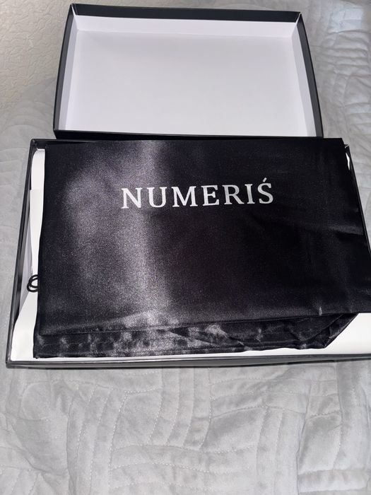 Продаю кроссовки NUMERIS