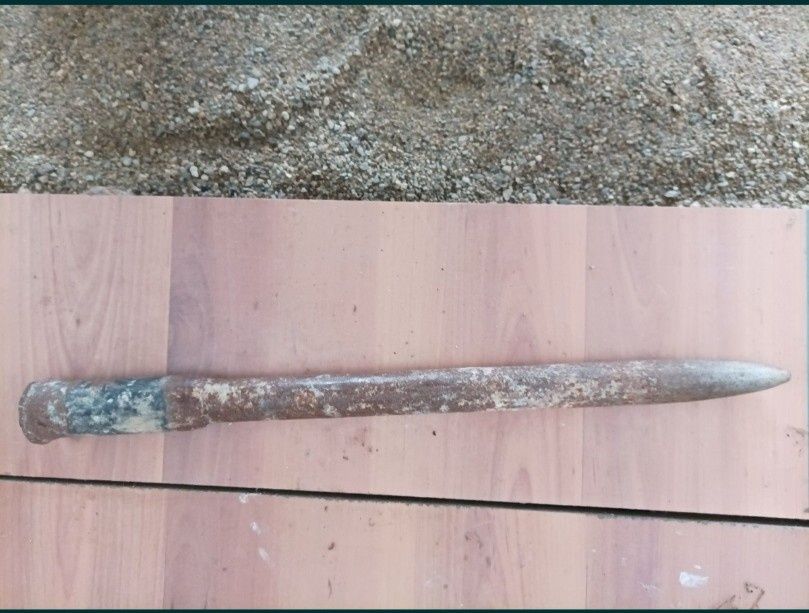 Стара ножица/бойно шило