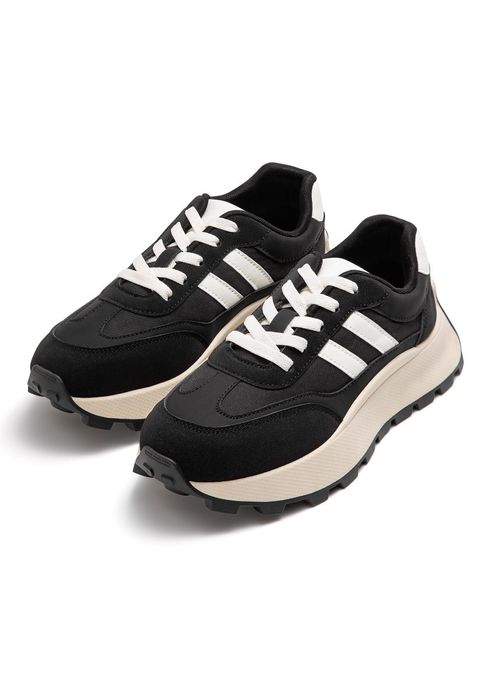 Женские кроссовки