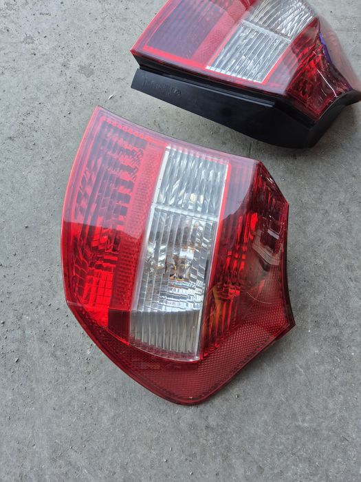 Stopuri bmw seria 1 e87 an 2008 stop dreapta bmw e87 an 2007 stop stanga bmw e87 an 2009