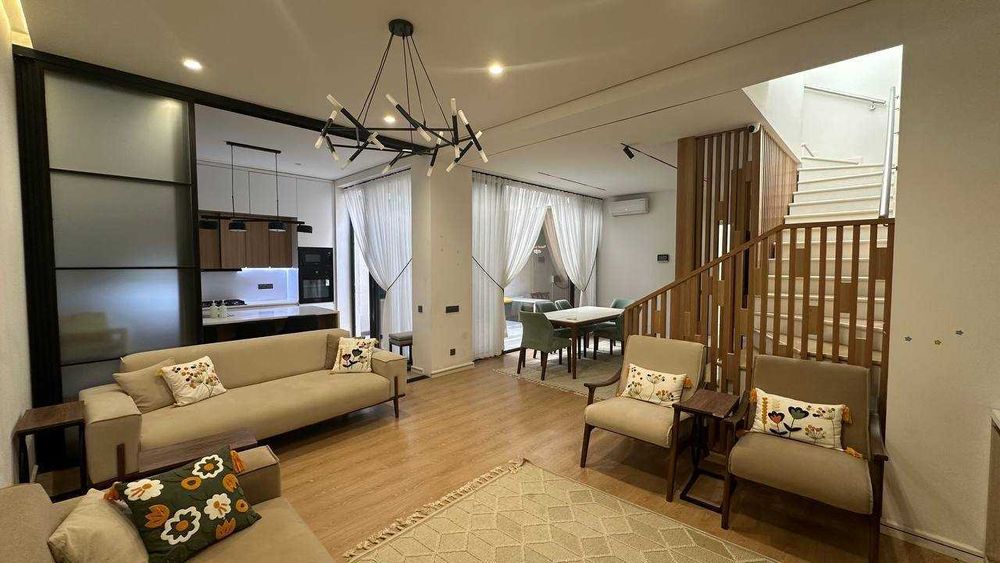 "СРОЧНО‼️ Юнусабад 3 уровневый 240м2  Гидрометцентр Метро МИНОР ‼️