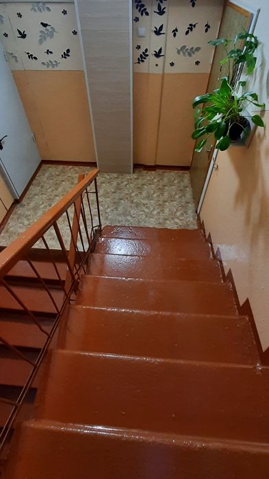 Сдаётся в аренду четырехкомнатная квартира для девочки студентки.