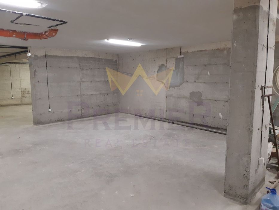 Дава се под наем Гараж / Паркомясто в Варна, Левски - 32 кв.м за 102 € - Снимка #1