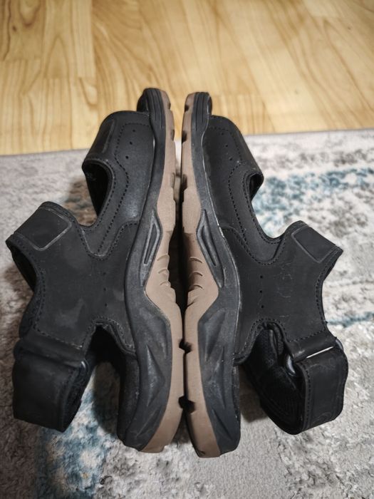 Сандали летние 39 размер. Outventure