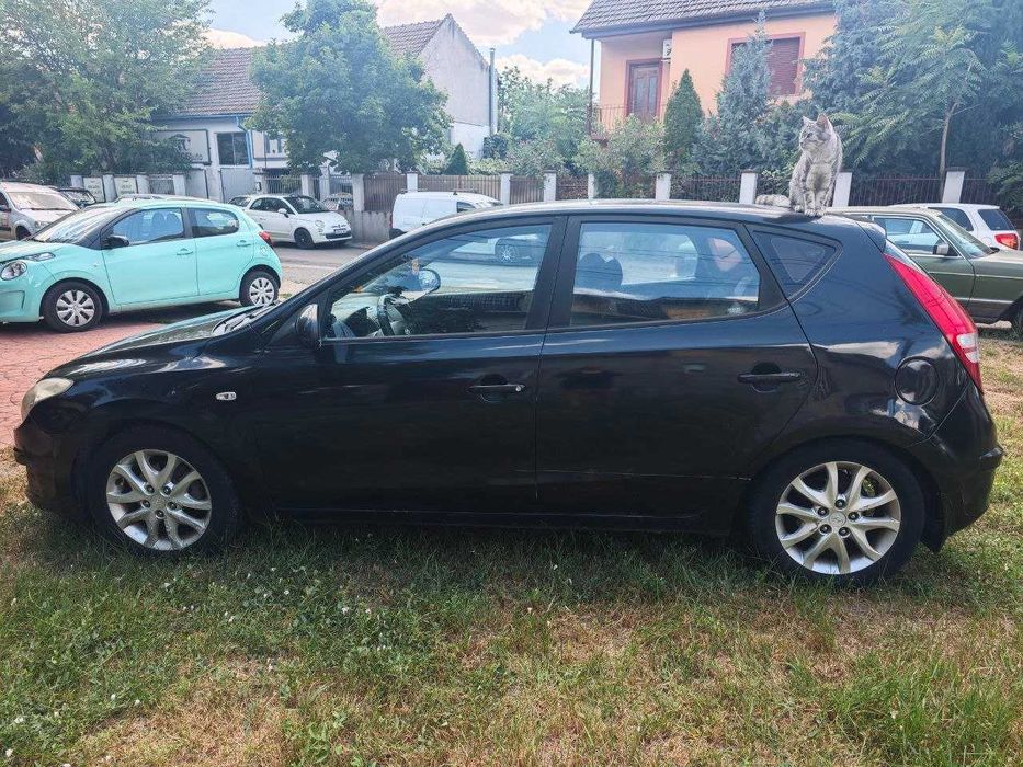 Hyundai i30 1.6 Benzină (122 CP) - An 2007 - 196.400 km reali - Foarte îngrijită!