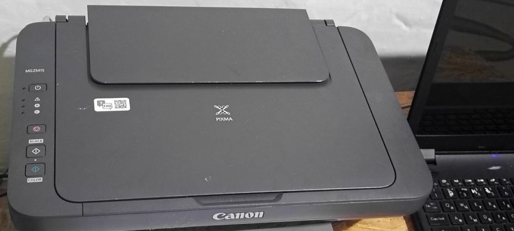 Принтер Canon Pixma MG2541S сосстояние отличное.