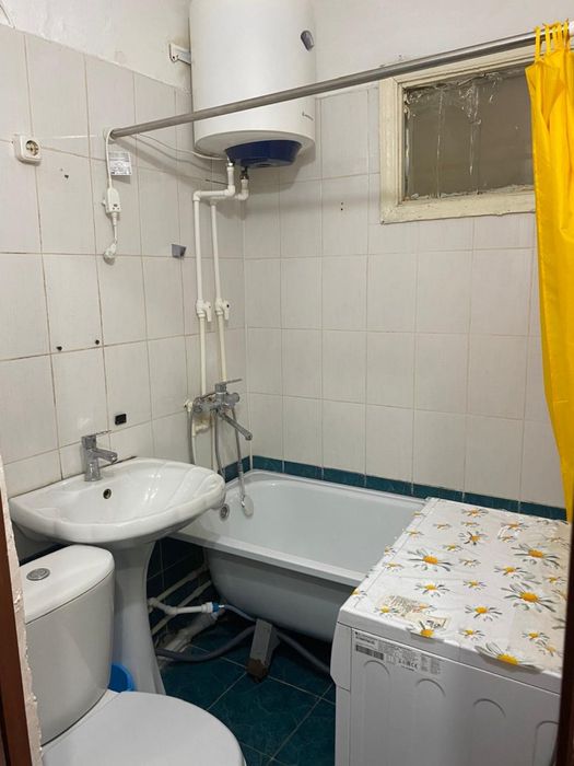 Сдается квартира в 12 микрн