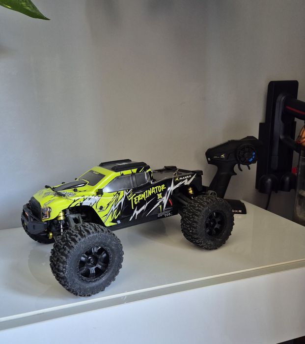 Automobil masinuta cu telecomanda rc rlarlo omni terminator
