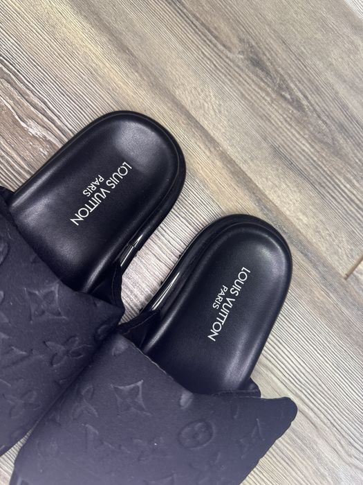 Papuci Louis Vuitton