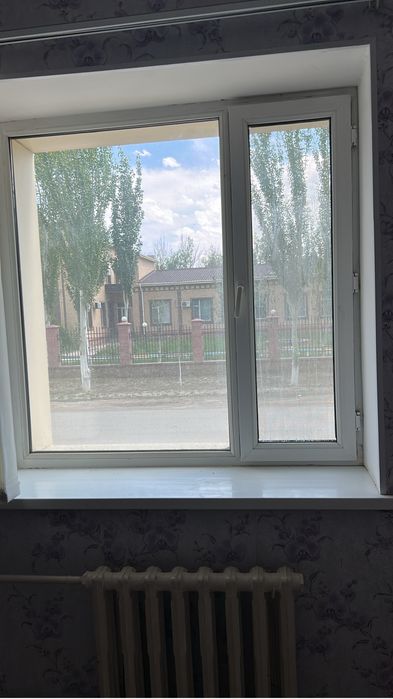 Продаются Пластиковые окна разных размеров с дверью