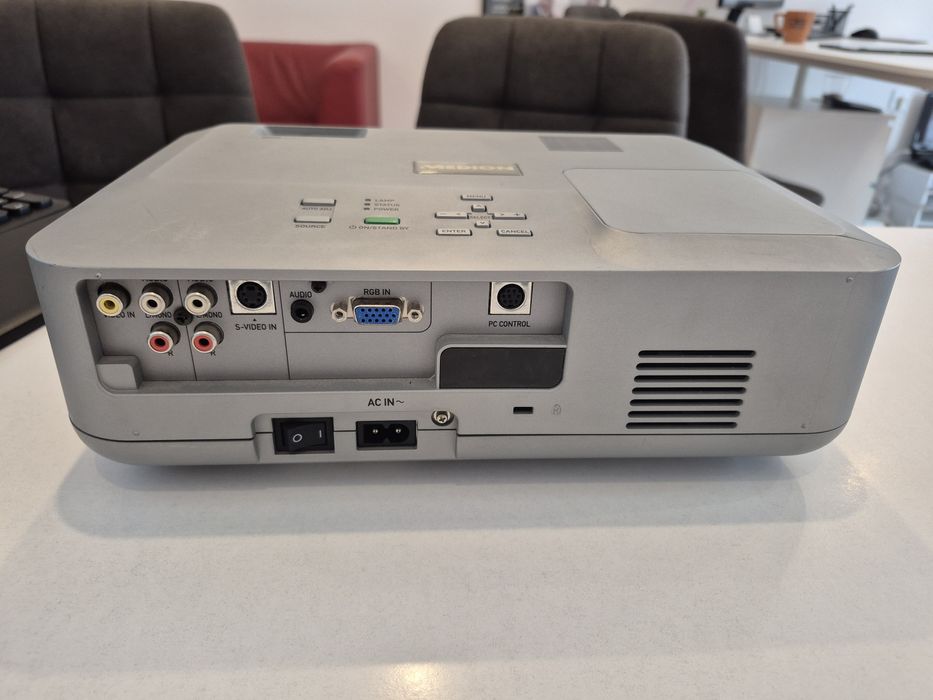 Videoproiector Medion