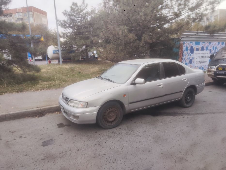 Ниссан примера 1998 ж 2.0