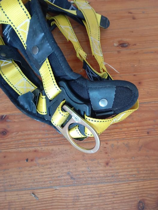 Алпиниски  колан професионален за работа на височина и строит