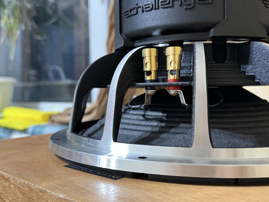 Новый сабвуфер Challenger MAX-Line 12WF
