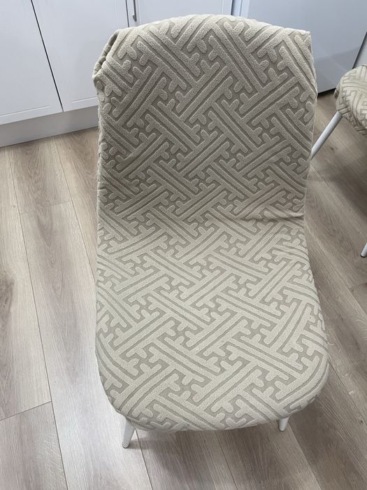 Продаётся стильный мягкий стул