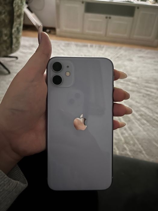 iPhone 11 64 GB 87%