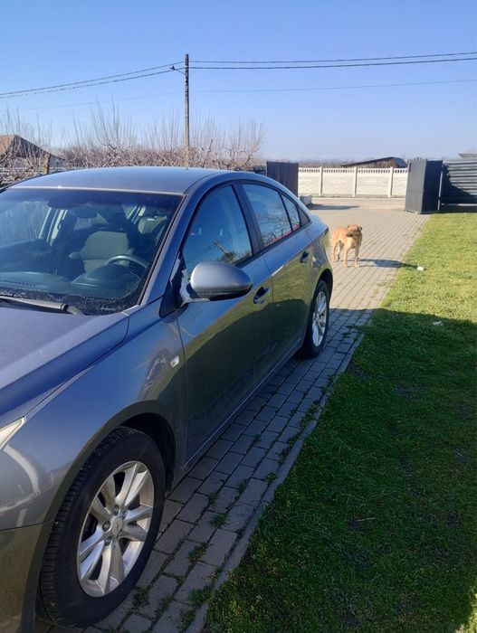 Vand Chevrolet Cruze 1.8 benzina 140 cp