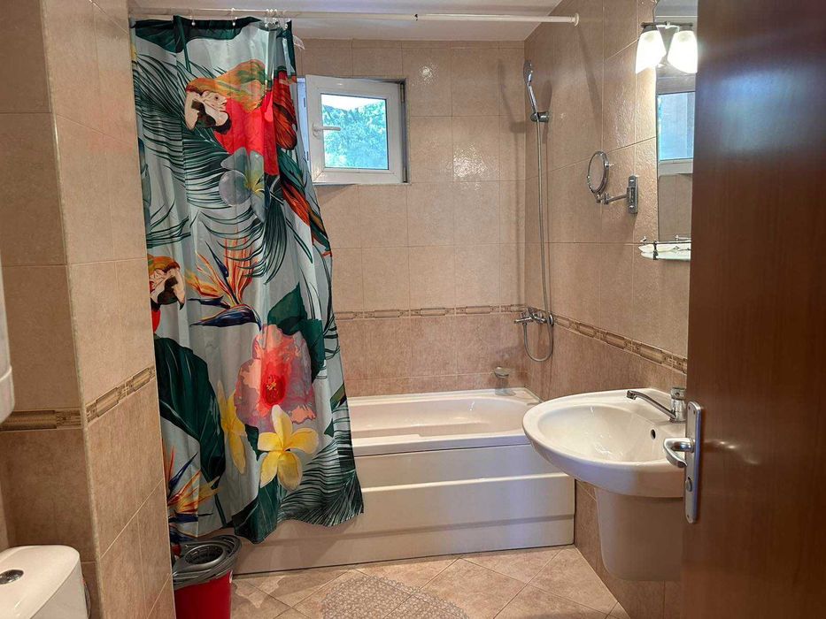 Тристаен с паркомясто в к-с Ривиера парк - к.к. Златни пясъци