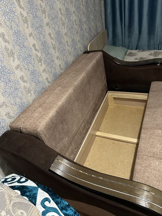 Продается мини диван