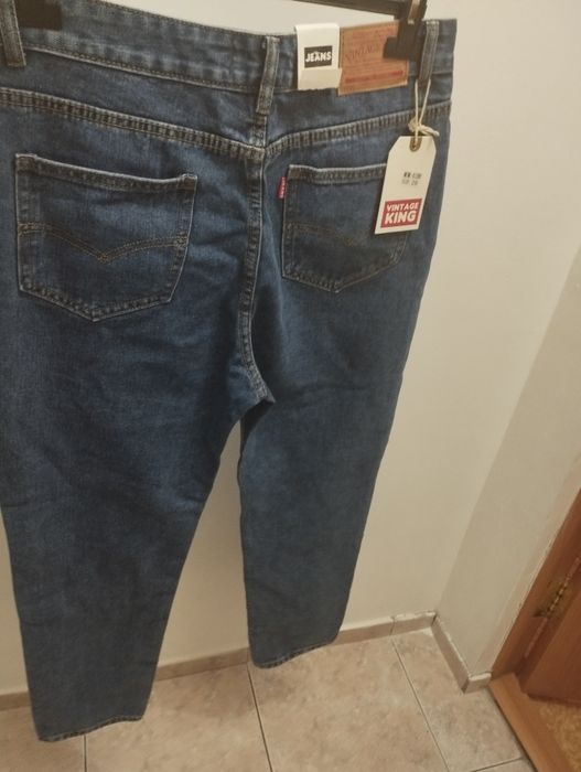 Новые джинсы, размер 46