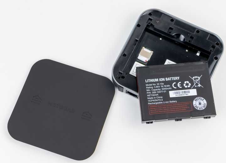 Router 4G LTE CAT 16 Modem Wireless Netgear Nighthawk M1 MR1100, Wifi 5G 2.4Ghz dual band, baterie 5000 mAh