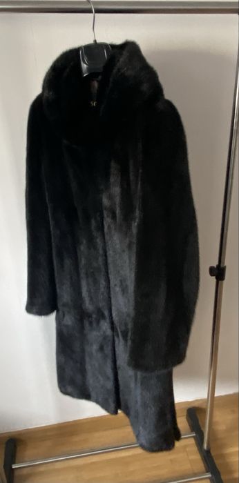 Продам шубу норковую