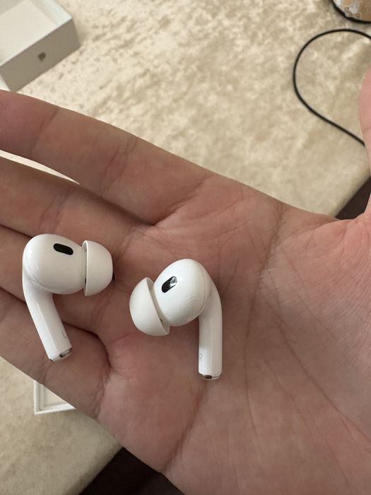 AirPods Pro 2, Generation 2