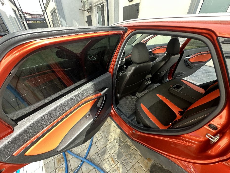 Lada Vesta SW Kross 1.8