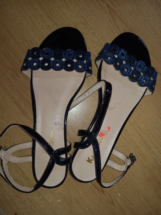 Разные вещи по низкой цене.