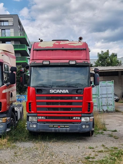 Scania L124 470.