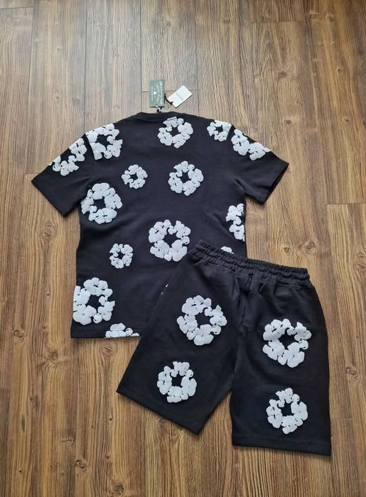 Мъжка екип къси панталони и тениска DENIM TEARS разюер S M L XL 2XL
На