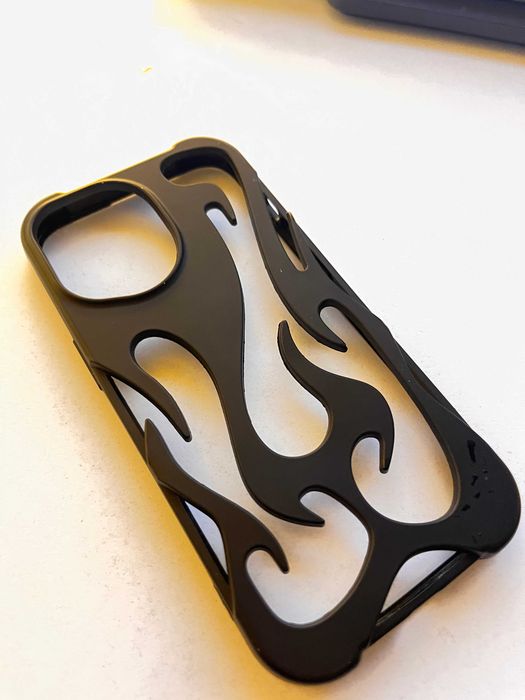 Husă De IPhone 13 cu design hollow case