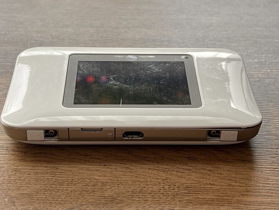 NETGEAR AirCard 770S - мобилен рутер, бисквитка