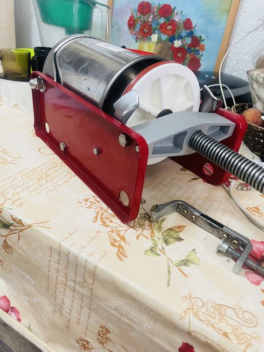 Прибор для приготовления колбасы