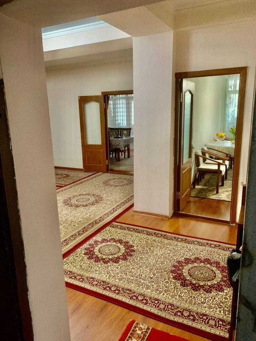 4-х комнатная (4/2/4) 130,5 кв.м Янгихаёт Спутник-17. Без посредников.