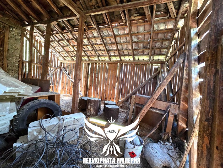 Продавам двуетажна къща 120РЗП с 152кв. двор в село Малево