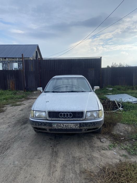 Продам ауди 80 б4 1993 года