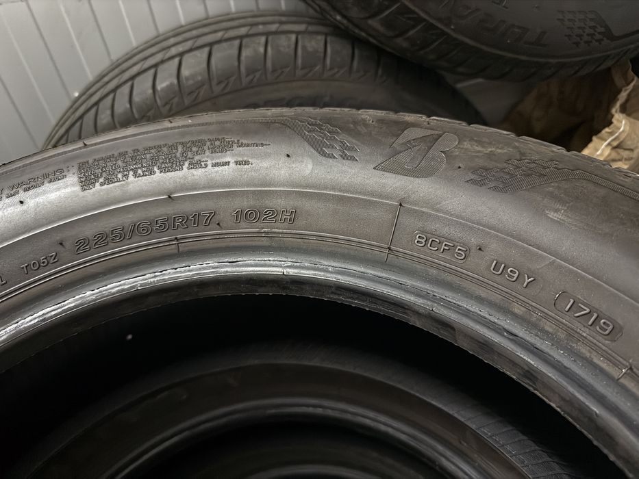 4бр. Летни Гуми С Борд 225/65R/17 -BRIDGESTONE- DOT:1719- 6.2мм.+5.8мм.