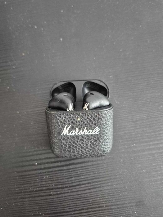 Marshall Minor IV Headphones - Black