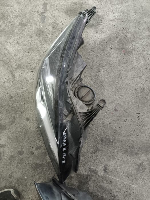 Фар за Opel Astra K