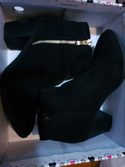 Дамски ботуши на ток