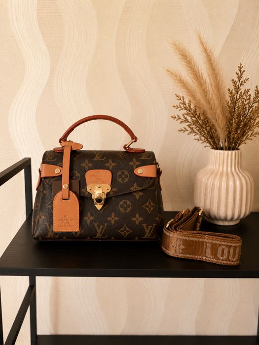Geanta dama Louis Vuitton