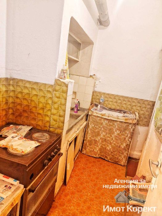 Продава се Къща в Асеновград - 60 кв.м за 1003 €/кв.м - Снимка #2